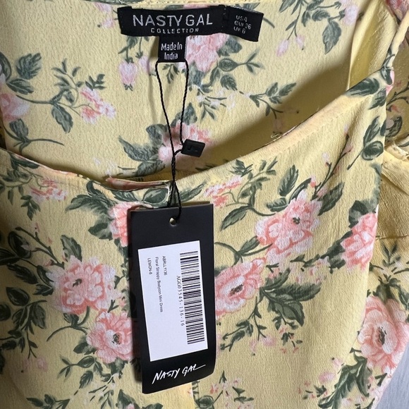Nasty Gal Lemon Yellow Ditsy Floral Strappy Mini Dress Flirty Dainty‎ - Picture 8 of 9
